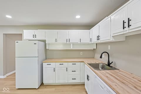 Photo of 1412 Wolf Court, Indianapolis, IN