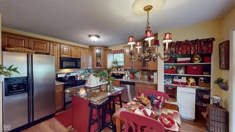 Photo of 391 S Baldwin Street, Bargersville, IN