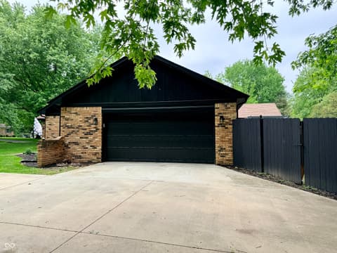 Garage at 3052 W Burning Tree Road, Crawfordsville, IN