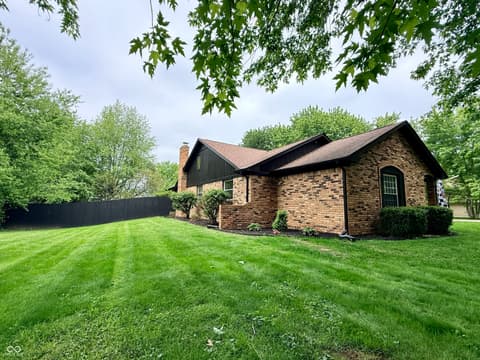 Photo of 3052 W Burning Tree Road, Crawfordsville, IN