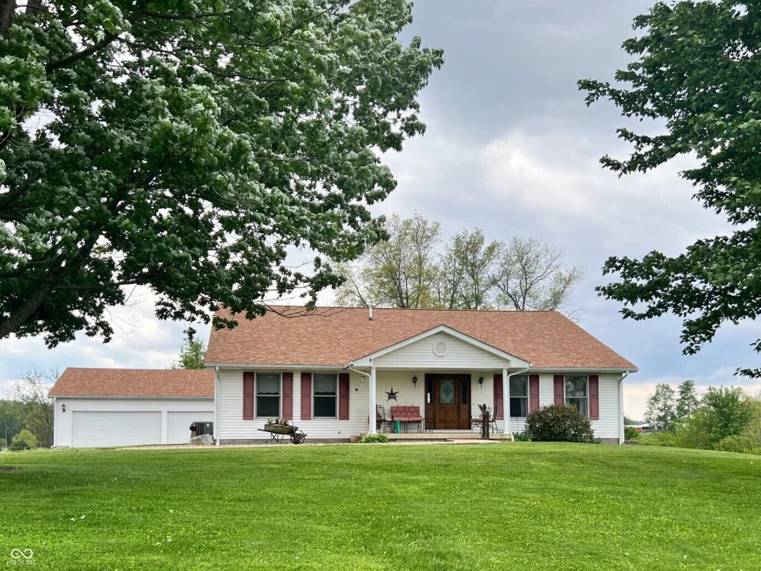 Photo of 11583 E County Road 700 N, Seymour, IN