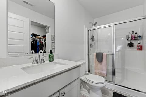 Bathroom at 18714 Seaforth Way, Westfield, IN