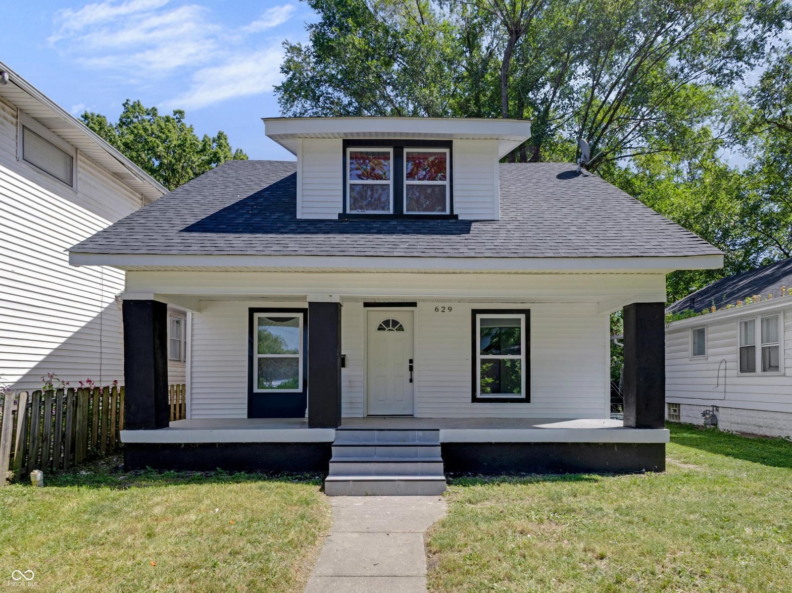 Photo of 629 N Grant Avenue, Indianapolis, IN