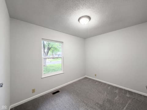 Photo of 40 Duo Drive, Martinsville, IN