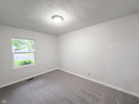 Photo of 40 Duo Drive, Martinsville, IN