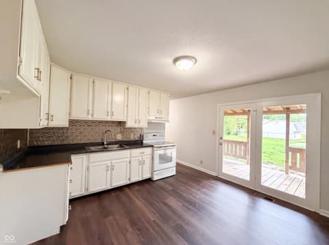 Photo of 40 Duo Drive, Martinsville, IN