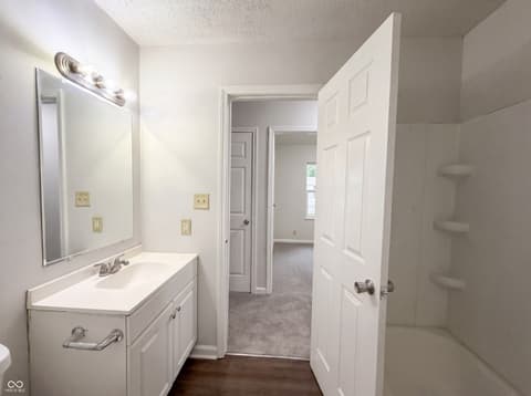 Photo of 40 Duo Drive, Martinsville, IN