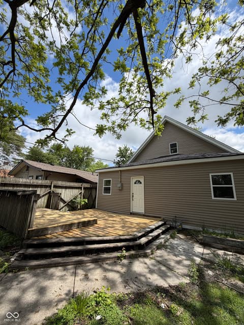 Photo of 420 N Linwood Avenue, Indianapolis, IN