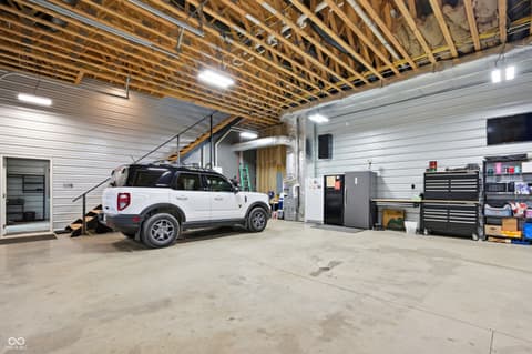 Photo of 5275 W County Road 400 S, Muncie, IN