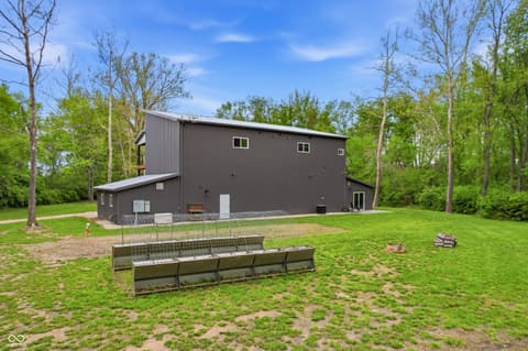 Photo of 5275 W County Road 400 S, Muncie, IN