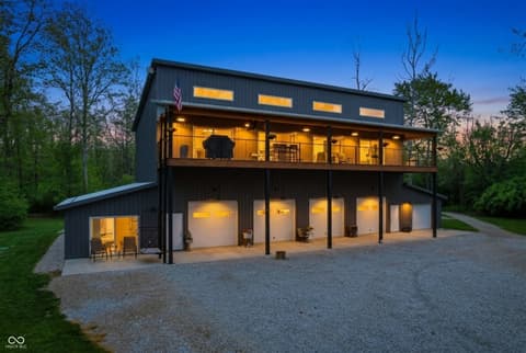 Photo of 5275 W County Road 400 S, Muncie, IN