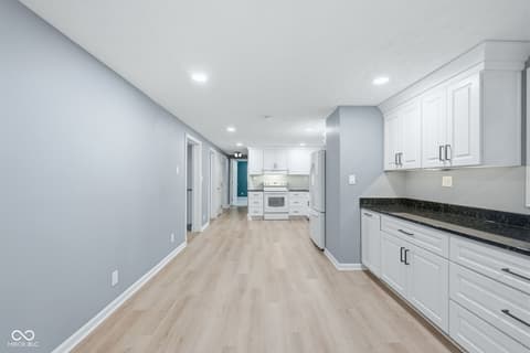 Photo of 7020 Hoover Road, Indianapolis, IN