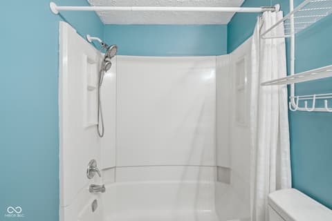 Photo of 7020 Hoover Road, Indianapolis, IN