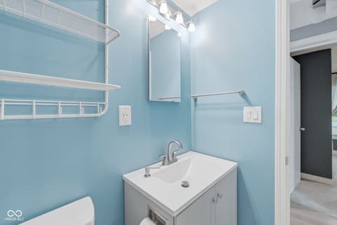Photo of 7020 Hoover Road, Indianapolis, IN