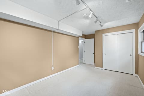 Photo of 7020 Hoover Road, Indianapolis, IN