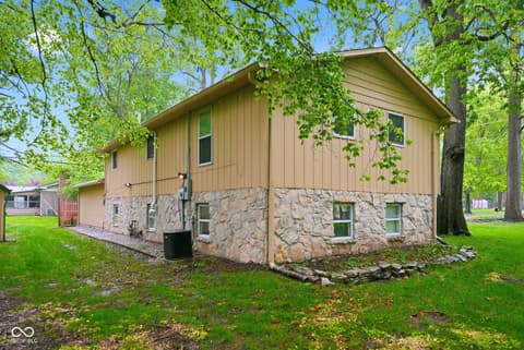 Photo of 7020 Hoover Road, Indianapolis, IN