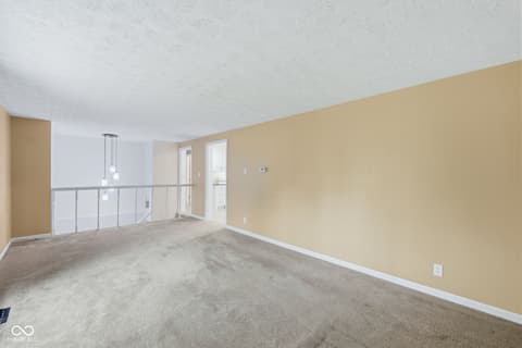Photo of 7020 Hoover Road, Indianapolis, IN