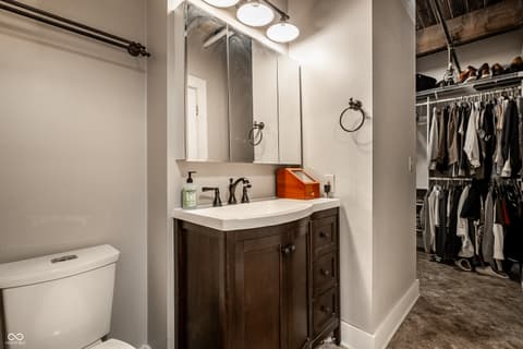 Photo of 430 N Park Avenue, Indianapolis, IN