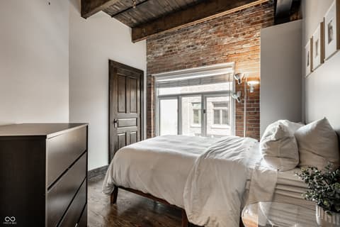Photo of 430 N Park Avenue, Indianapolis, IN