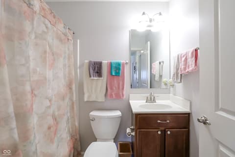 Photo of 5517 Blairwood Drive, Indianapolis, IN