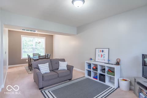 Living room at 715 Hohlier Lane, Avon, IN