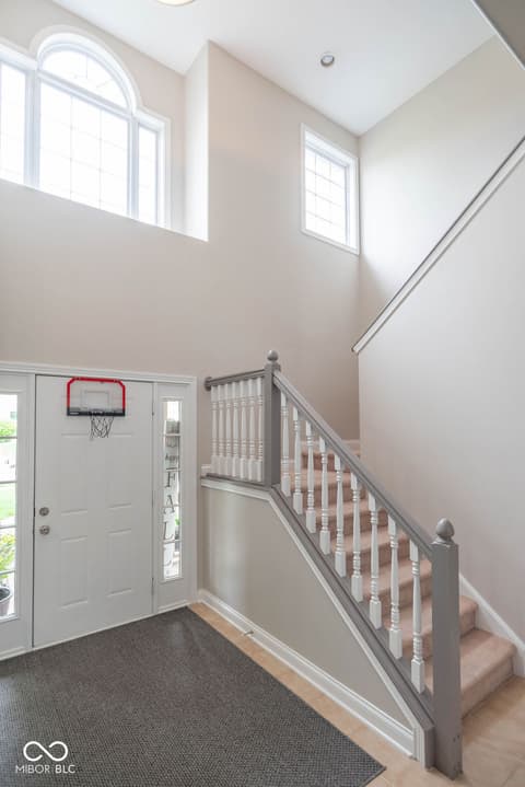 Foyer at 715 Hohlier Lane, Avon, IN