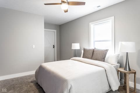 Photo of 925 N Oxford Street, Indianapolis, IN