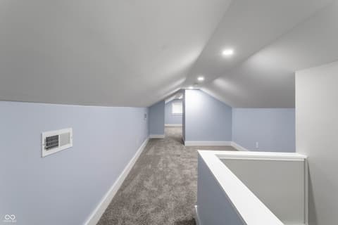 Photo of 925 N Oxford Street, Indianapolis, IN