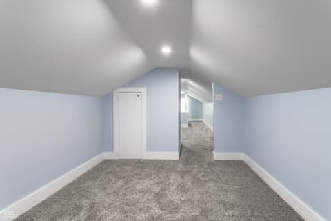 Photo of 925 N Oxford Street, Indianapolis, IN