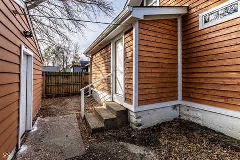 Photo of 925 N Oxford Street, Indianapolis, IN