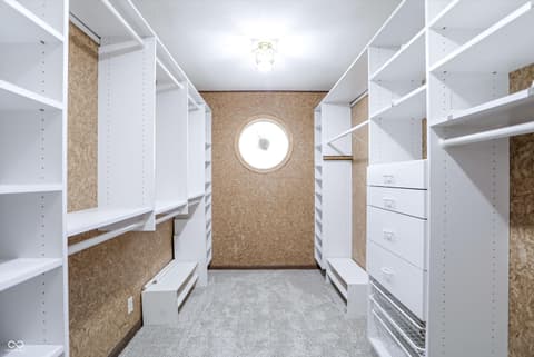 Walk In Closets — 9410 Pentecost Road, Indianapolis, IN