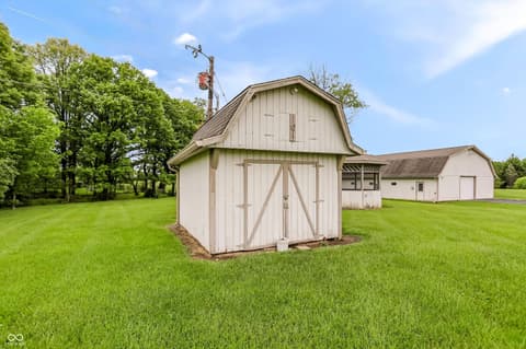 Barn — 9410 Pentecost Road, Indianapolis, IN