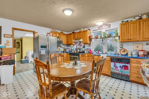 Dining room at 1892 Maze Road, Spencer, IN