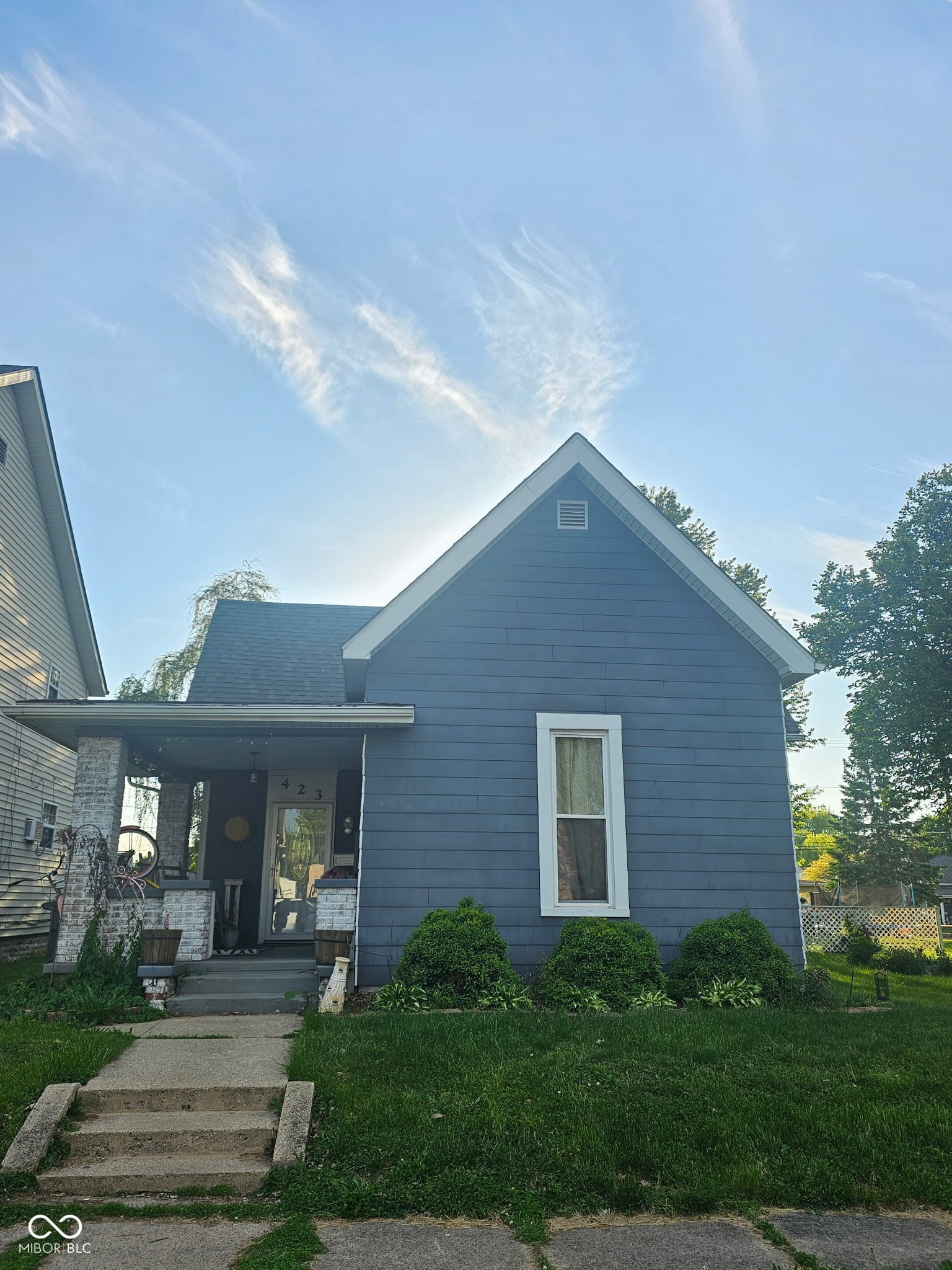 Front exterior at 423 N Sexton Street, Rushville, IN