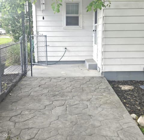 Photo of 347 S Fern Street, Sellersburg, IN