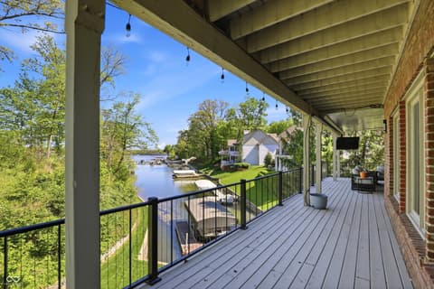 Photo of 9238 Treasure Point, Indianapolis, IN