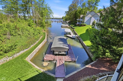 Photo of 9238 Treasure Point, Indianapolis, IN
