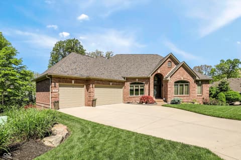 Photo of 9238 Treasure Point, Indianapolis, IN