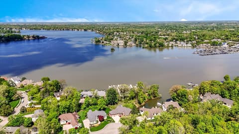 Photo of 9238 Treasure Point, Indianapolis, IN