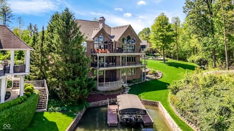 Photo of 9238 Treasure Point, Indianapolis, IN