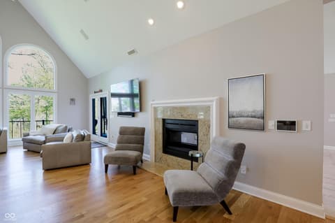 Photo of 9238 Treasure Point, Indianapolis, IN