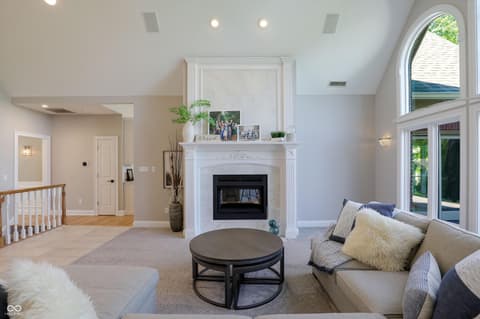 Photo of 9238 Treasure Point, Indianapolis, IN