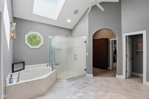 Photo of 9238 Treasure Point, Indianapolis, IN