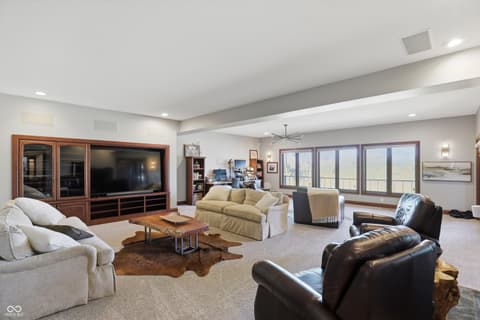 Photo of 9238 Treasure Point, Indianapolis, IN