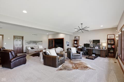 Photo of 9238 Treasure Point, Indianapolis, IN