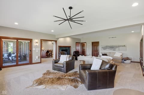 Photo of 9238 Treasure Point, Indianapolis, IN