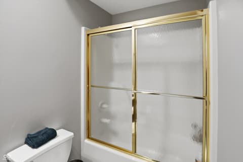 Photo of 9238 Treasure Point, Indianapolis, IN