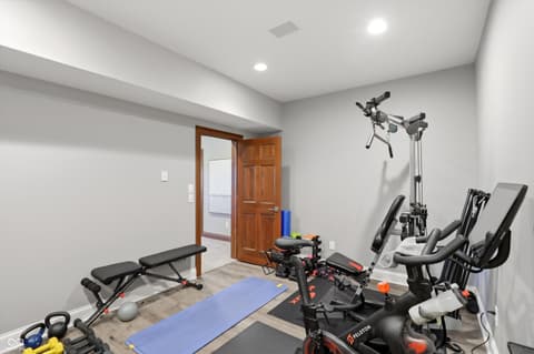 Photo of 9238 Treasure Point, Indianapolis, IN