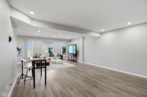 Photo of 9238 Treasure Point, Indianapolis, IN
