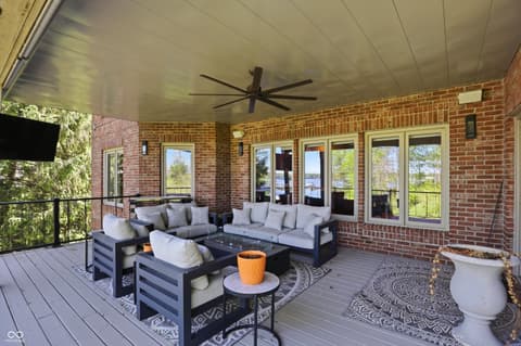 Photo of 9238 Treasure Point, Indianapolis, IN
